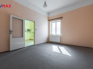 Pronájem rodinného domu, Praha - Střížkov, Střížkovská, 252 m2