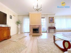 Prodej vily, Praha - Dolní Měcholupy, Za kovárnou, 310 m2