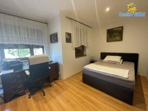 Prodej vily, Praha - Dolní Měcholupy, Za kovárnou, 310 m2