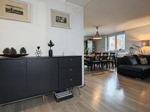 Prodej rodinného domu, Radim, 188 m2