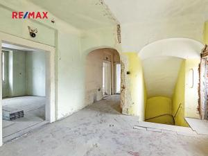 Prodej činžovního domu, Koleč, 404 m2