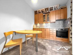 Pronájem bytu 3+1, Praha - Troja, Pomořanská, 68 m2