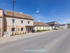 Prodej rodinného domu, Alberndorf im Pulkautal, Rakousko, Bundesstraße, 180 m2
