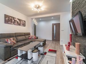 Prodej bytu 3+1, Vsetín, Příčná, 68 m2