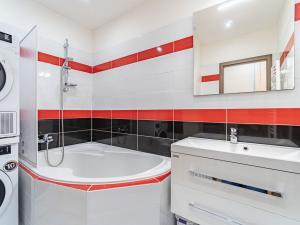Prodej bytu 3+1, Vsetín, Příčná, 68 m2