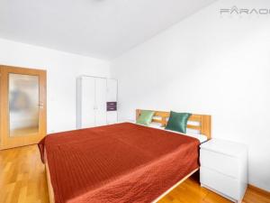Pronájem bytu 2+kk, Praha - Záběhlice, Mattioliho, 66 m2