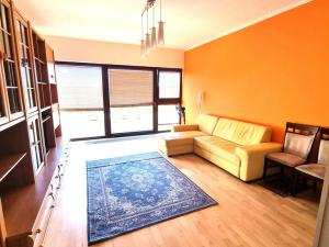 Pronájem bytu 1+kk, Praha - Holešovice, Jankovcova, 43 m2