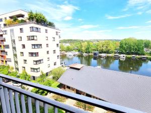 Pronájem bytu 1+kk, Praha - Holešovice, Jankovcova, 43 m2