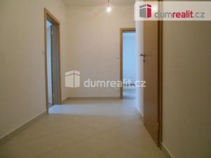 Pronájem bytu 2+kk, Praha - Horní Měcholupy, Modenská, 62 m2