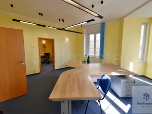 Pronájem kanceláře, Ústí nad Labem - Ústí nad Labem-centrum, Dlouhá, 360 m2