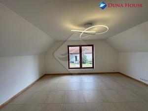 Prodej bytu 3+kk, Zvole, Kolmá, 84 m2