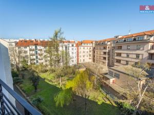 Pronájem bytu 3+1, Praha - Dejvice, Kafkova, 105 m2