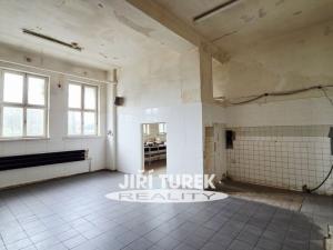 Pronájem skladu, Komárov, 500 m2
