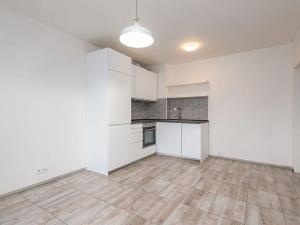 Pronájem bytu 3+1, Praha - Vršovice, Rostovská, 72 m2
