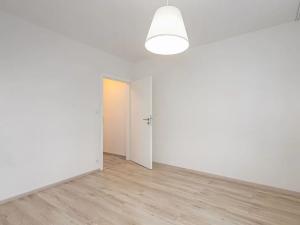 Pronájem bytu 3+1, Praha - Vršovice, Rostovská, 72 m2