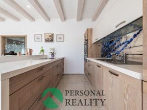Prodej rodinného domu, Háje, 236 m2