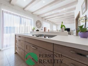 Prodej rodinného domu, Háje, 236 m2