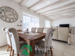 Prodej rodinného domu, Háje, 236 m2