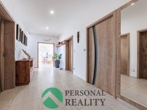 Prodej rodinného domu, Háje, 236 m2