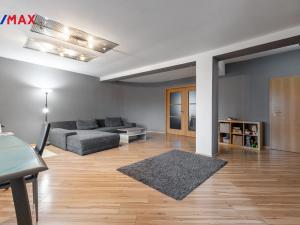Prodej bytu 2+kk, Karlovy Vary, Horova, 86 m2