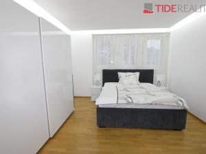 Pronájem bytu 3+kk, Praha - Střešovice, Střešovická, 100 m2