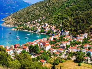 Prodej komerčního pozemku, Kefalonia, Leivathos, Řecko, 20000 m2