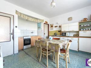 Prodej rodinného domu, Sedlčany, Zahradní, 141 m2