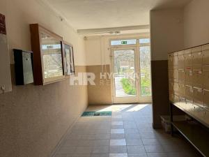 Prodej bytu 1+1, Praha - Prosek, Prosecká, 34 m2