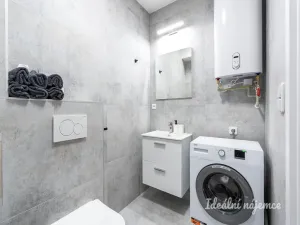 Pronájem bytu 2+kk, Praha - Kyje, Za černým mostem, 42 m2