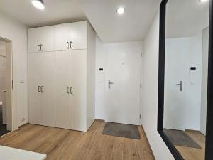 Pronájem bytu 2+kk, Praha - Žižkov, Hartigova, 40 m2