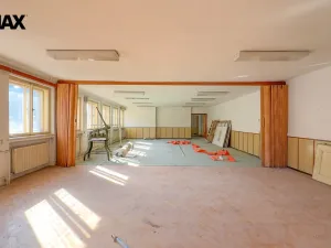 Prodej obchodního prostoru, Úpice, Dr. Teuchmanna, 1817 m2