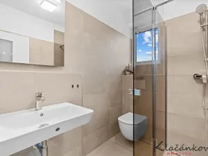 Prodej bytu 1+kk, Zlín - Malenovice, Pod Hradem I, 32 m2