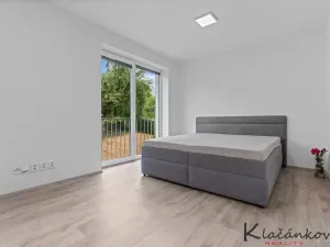 Prodej bytu 1+kk, Zlín - Malenovice, Pod Hradem I, 32 m2