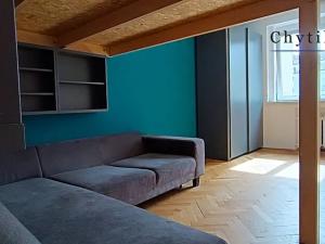 Prodej bytu 1+kk, Praha - Smíchov, Plzeňská, 30 m2