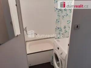 Pronájem bytu 1+1, Praha - Prosek, Veltruská, 27 m2