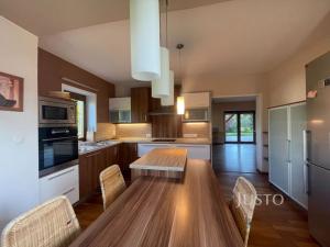 Pronájem rodinného domu, Roudné, Zahradní, 141 m2