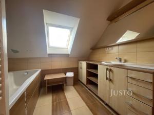 Pronájem rodinného domu, Roudné, Zahradní, 141 m2