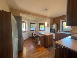 Pronájem rodinného domu, Roudné, Zahradní, 141 m2