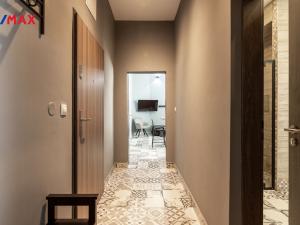 Prodej bytu 2+kk, Karlovy Vary, Foersterova, 47 m2