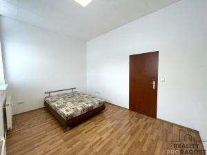 Pronájem bytu 2+kk, Olomouc, Březinova, 52 m2