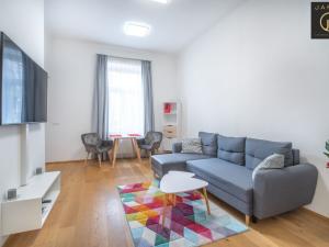 Pronájem bytu 2+kk, Praha - Bubeneč, Korunovační, 60 m2