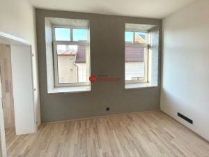 Pronájem bytu 2+kk, Hořice, 33 m2