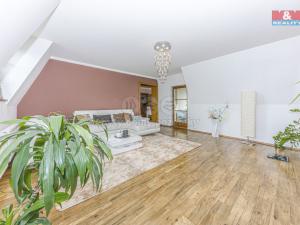 Prodej rodinného domu, Praha - Horní Počernice, Dobrošovská, 295 m2
