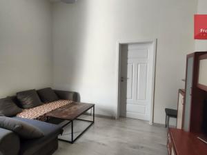 Prodej bytu 2+kk, Teplice, Vrchlického, 33 m2