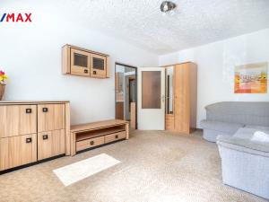 Prodej bytu 1+1, Karlovy Vary - Stará Role, Závodu míru, 38 m2