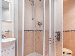 Prodej bytu 1+1, Karlovy Vary - Stará Role, Závodu míru, 38 m2