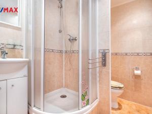Prodej bytu 1+1, Karlovy Vary - Stará Role, Závodu míru, 38 m2