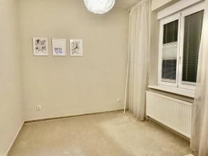 Pronájem bytu 2+kk, Žatec, Otokara Březiny, 52 m2