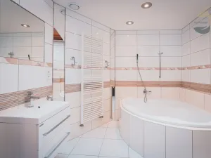 Prodej obchodního prostoru, Sušice, náměstí Svobody, 628 m2