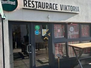 Pronájem restaurace, Praha - Stodůlky, Prusíkova, 330 m2